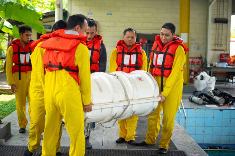 Basic Offshore Safety Induction & Emergency Training with EBS