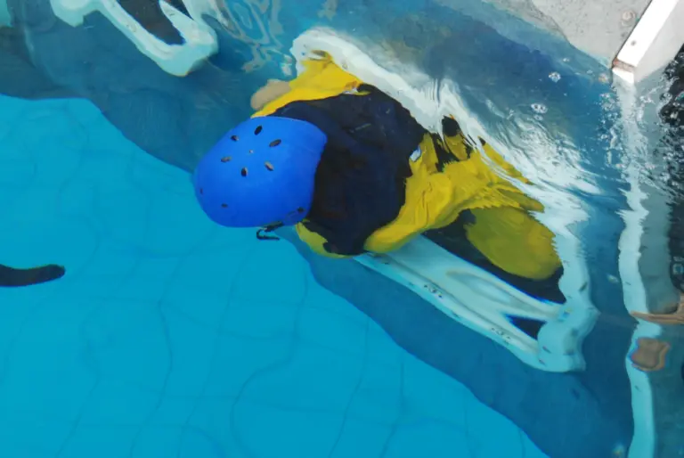 Further Offshore Emergency Training with Compressed Air Emergency Breathing System (FOET with CA-EBS)