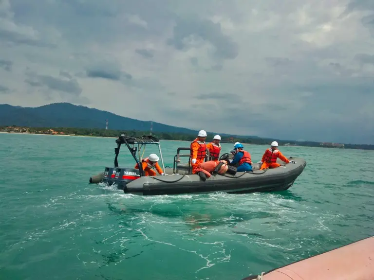 Basic Fast Rescue Craft Coxswain
