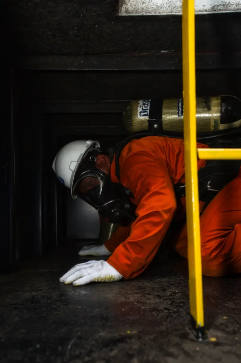 Confined Space Safety – Entrant/Attendant